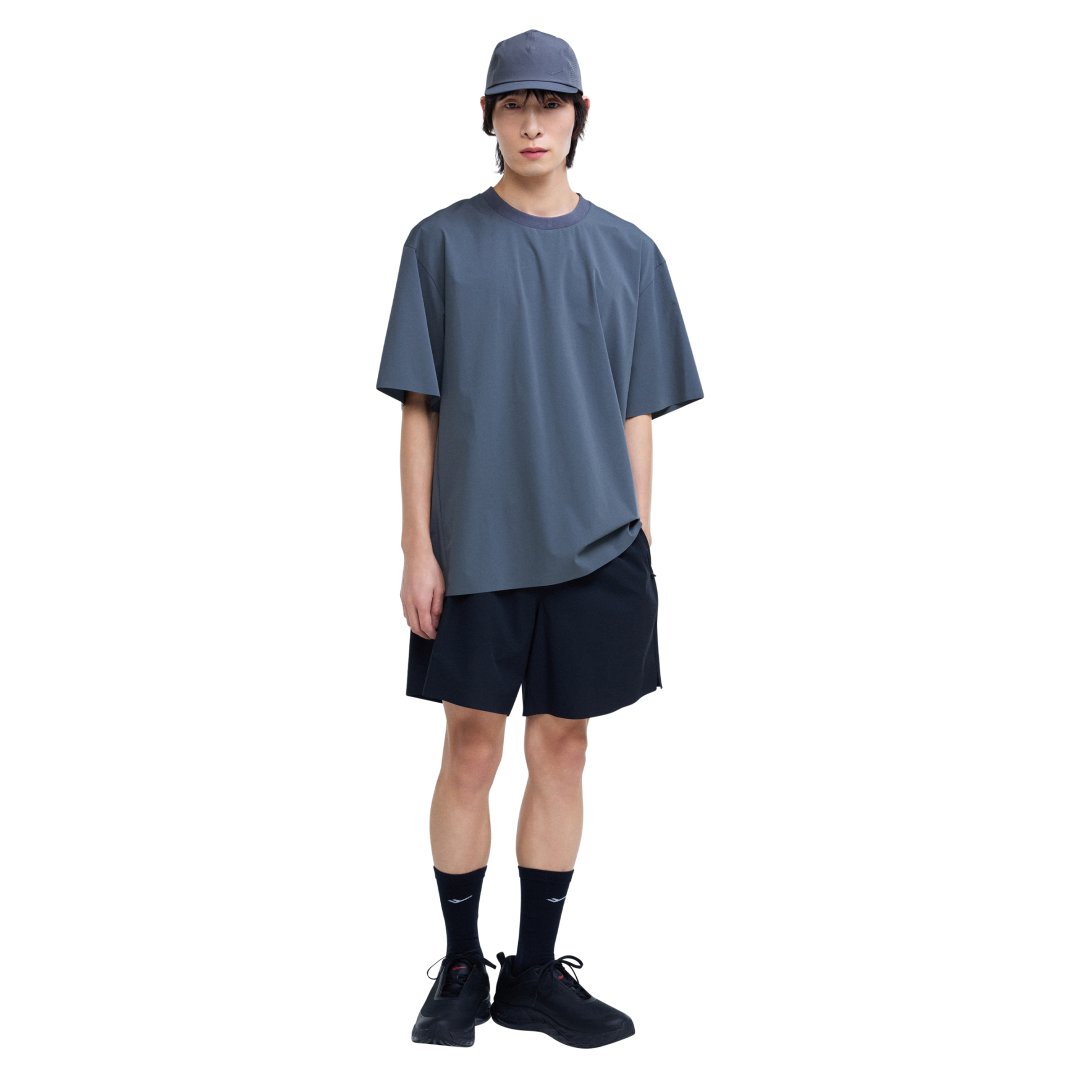 유니 에센셜 나일론 반바지